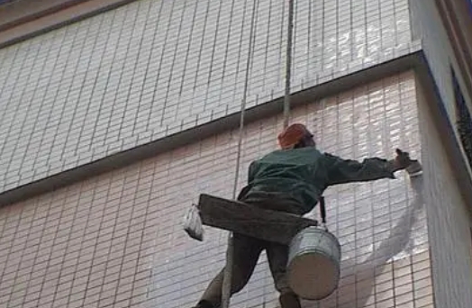 孝感市卫生间漏水维修公司分享下孝感市外墙防水的必要性。